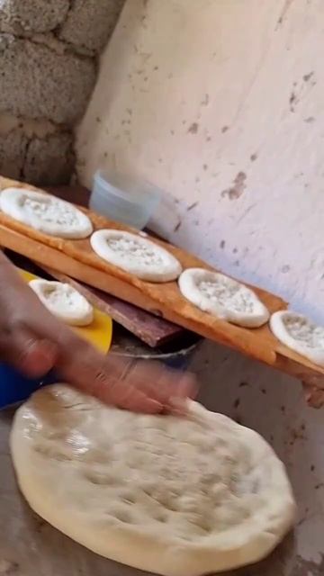 Тандир НОН.Хлеб в тандыре.ПОДПИШИТЕСЬ Полный обзор видео на странице ЗАХОДИТЕ ♥️#хлеб#shorts#short смотреть онлайн