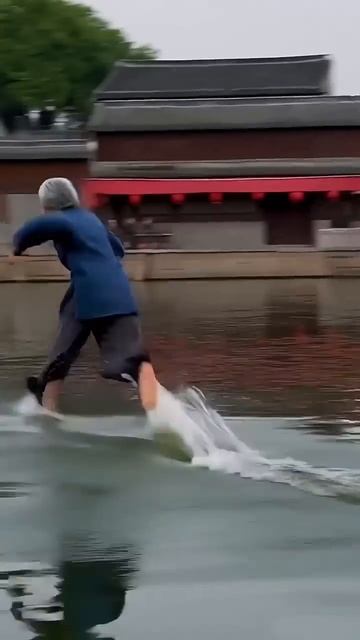 Visual impact One minute off stage ten years of hard work Decompression смотреть онлайн