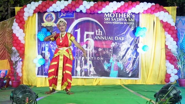 mother's Sri Sathya Sai Vidyaniketan 15th anniversary day celebration #school #clasicaldance #photo смотреть онлайн