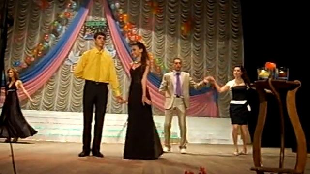 12 класс!!2010 год!! смотреть онлайн
