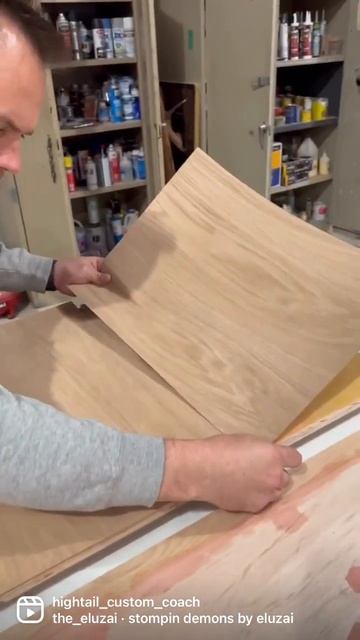 Oak Veneer on Birch Substrate смотреть онлайн