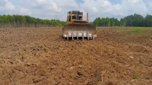 Корчевка и вспашка земли. Б10 чтз, К701-бдн2,5м