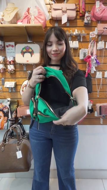 Mochila de Nylon en Etcétera Accesorios #shorts смотреть онлайн