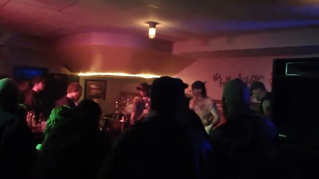 Machete Facelift live at The Fallout Shelter смотреть онлайн