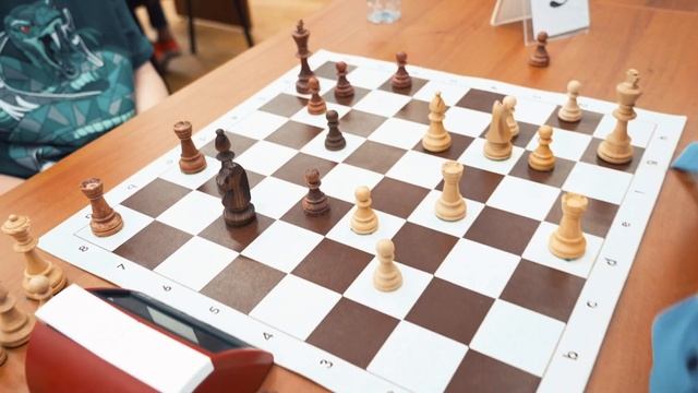 Второй турнир по шахматам "Открытая игра" Ханты-Мансийского НПФ смотреть онлайн