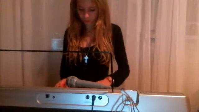 Träumerei On Piano - Alina