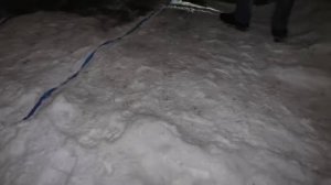 Три способа уборки льда на  улице  Соль, незамерзайка и народное средство