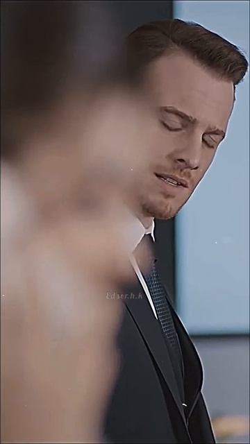 Серканчик на грани 😂🤎🔥 #edser #hanker #sençalkapımı #постучисьвмоюдверь смотреть онлайн