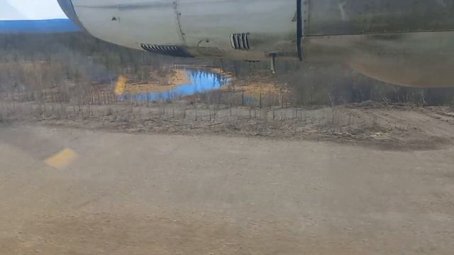 Посадка на аэродром Кепервеем #видео #самолёт#полет #на работу #лечу на вахту #чукотка #север #топ смотреть онлайн