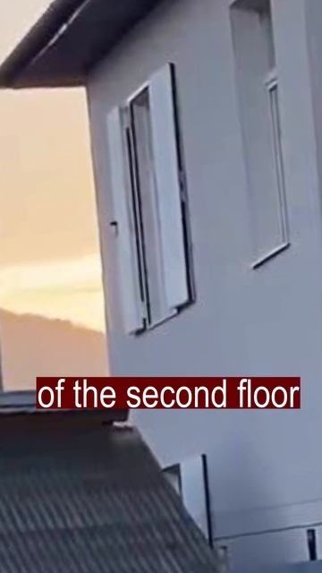 Romanian builders mixed up windows and doors смотреть онлайн