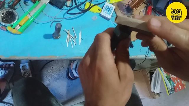 Qo'lbola paqildoq qanday portladi uy sharoitida gugurtdan paqildoq yasash narsalar yasash смотреть онлайн