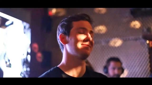 The Love Bar @ Flemingo House Promo Video смотреть онлайн