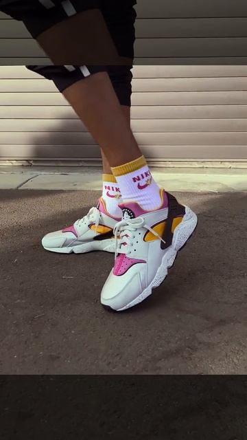 Nike Air HuaracheMen's Shoes$120 смотреть онлайн