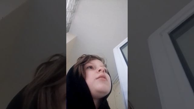 Стучим в дверь и убегаем смотреть онлайн