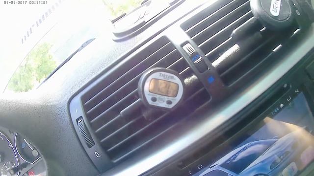 Recharging the A/C system in your car, Easy DIY | BMW E46 330xi смотреть онлайн