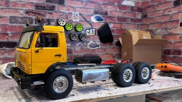 Сборка кабины КамАЗ масштаб 1/14