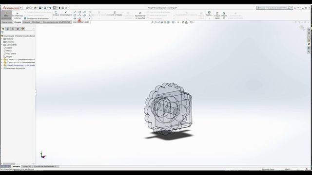 SOLIDWORKS: Como fusionar Objetos смотреть онлайн