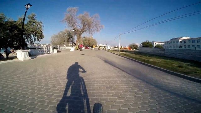 Велопрогулка вокруг круглой бухты / Севастополь пляж Омега смотреть онлайн