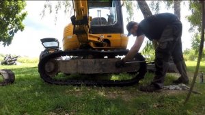 JCB 8030 ZTS, мини экскаватор, замена гусениц. Remove & Replace track. Kāpurķēžu maiņa.