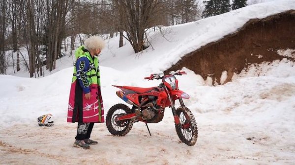 Монстр мотоцикл BSE T9! Первое появления прототипа в России! Эксклюзивный двигатель TYAN TYX-300