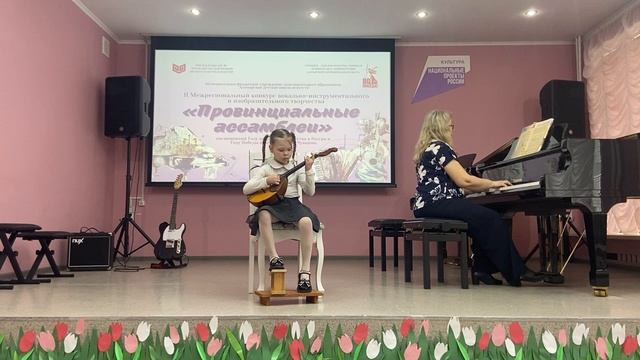 Давыденкова Вера, 8 лет как под горкой