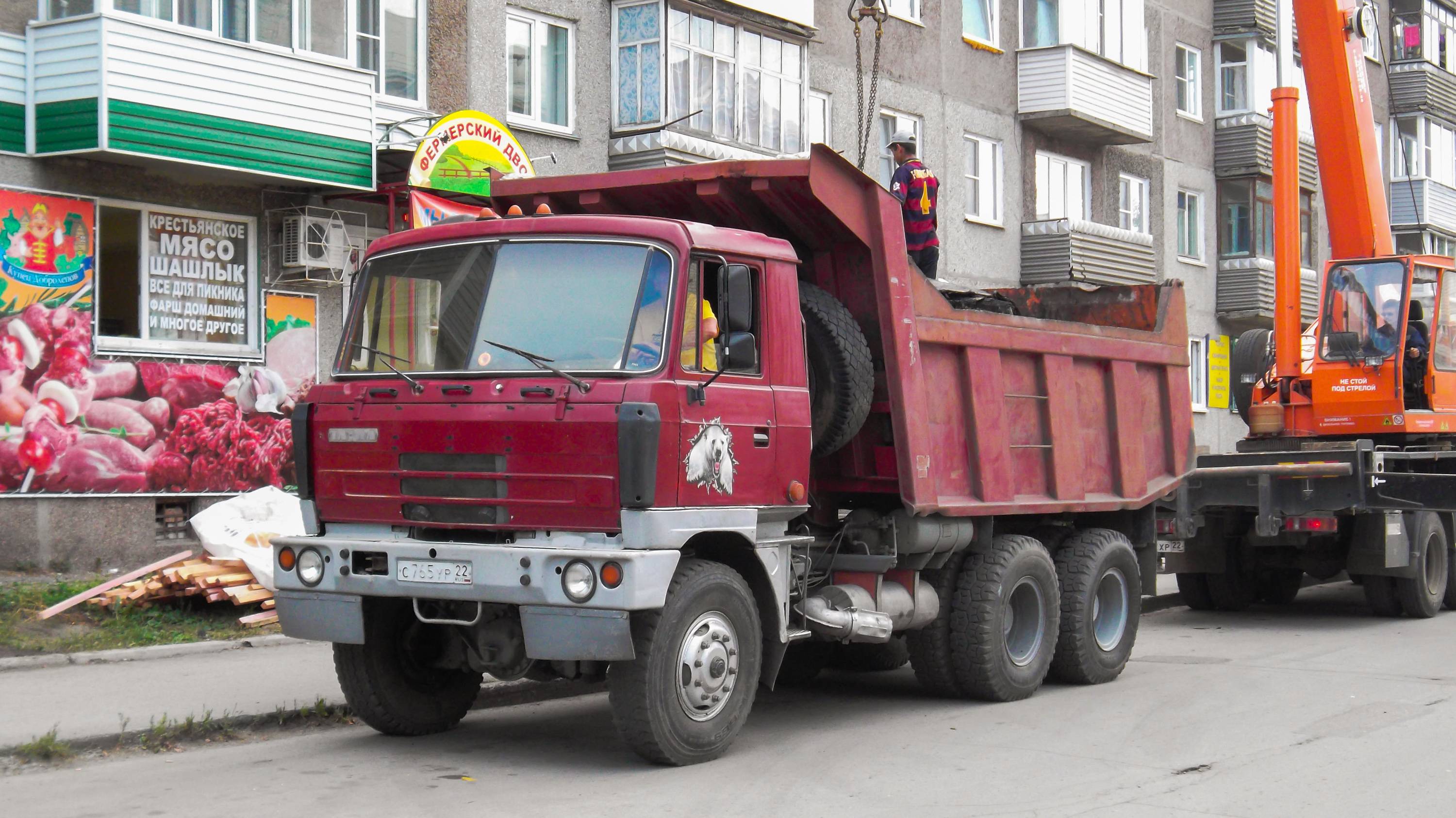 Самосвал Татра 815 (Tatra 815-2 S1) (С 765 УР 22) смотреть онлайн