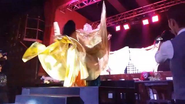 Азиза в Актобе, клуб Роял. Франмент 12 смотреть онлайн