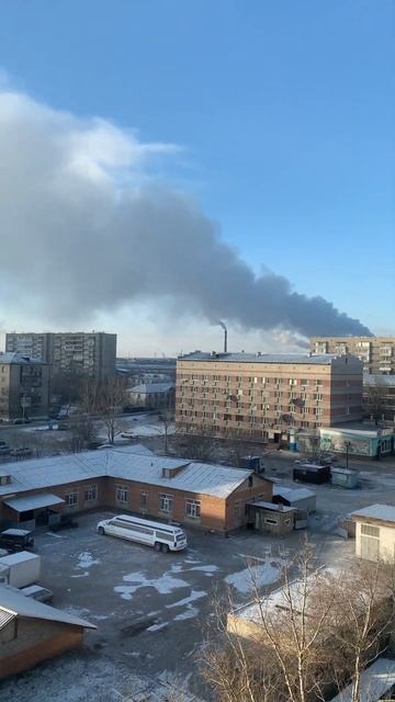 Семей, вид из окна, Цементный завод смотреть онлайн