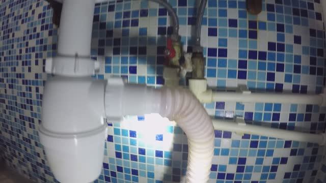 Замена гофры сифона для раковины, мойки. смотреть онлайн