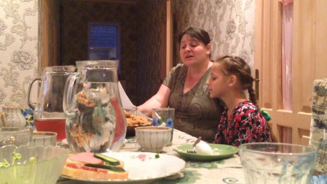 Не кидай у нього каменем смотреть онлайн