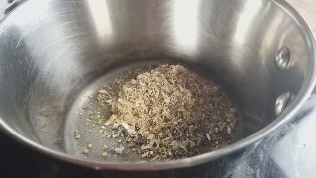 DIY Marshmallow Root & Fenugreek Seed Moisturizing Detangling Hair Spray Tutorial - Curly Chic смотреть онлайн