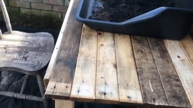 I made a bench out of a pallet смотреть онлайн