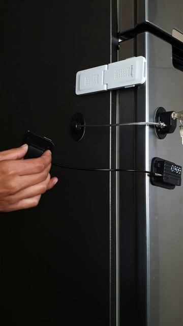 Refrigerator Locks Installation DIY💯#PasswordFridgeLock🔢🆕 #Keyfridgelock🔑#childsafetylock 🚼🔒 смотреть онлайн