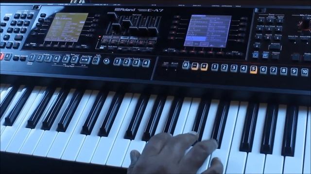 Roland E-A7 Indian Tones смотреть онлайн