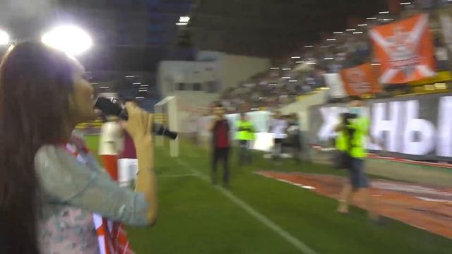 Ерке Есмахан на центральном стадионе Актобе спела вместе с болельщиками