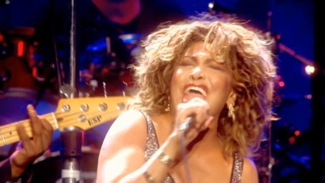 Undercover agent for the blues - Tina Turner (Live from Holland 2009) смотреть онлайн