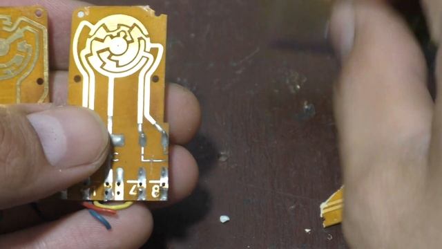 Интересный переключатель, жирная радиодеталь с хорошей позолотой. Обзор радиодеталей с драгметаллами