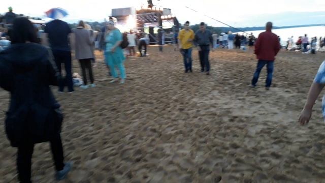 Муром 2018 День Семьи Любви и Верности тусовка на пляже смотреть онлайн