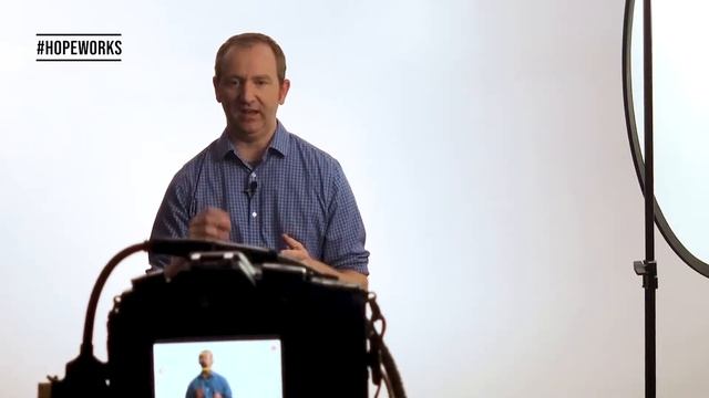 HOPE WORKS: HOPE WHEN YOU CAN'T SEE IT | Daniel Ogle смотреть онлайн