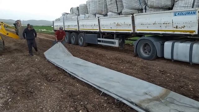 Dr. Reis 2010 Axor / Dorse Çadır Sökme ve Patates Yükü İndirme / DRC EFE OTOMOTİV смотреть онлайн