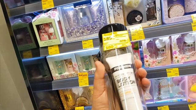 А ви ніяковієте перед такими ПОДАРУНКАМИ ⁉️ 😨 #парфюм #парфюмерія #айвон #Avon #оріфлейм #oriflame смотреть онлайн