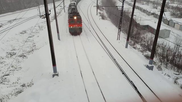 •На шугуровку!• ВЛ10У-893 со смешеным составом и приветливой бригадой смотреть онлайн