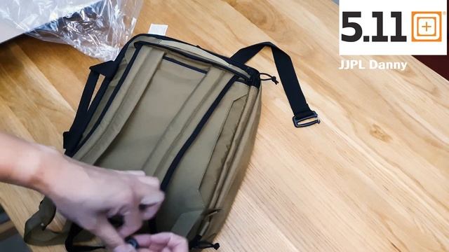 실용적인 서류가방을 찾으신다면 511 Overwatch Briefcase 추천합니다.