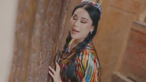 Aziza Qobilova - Як ханда кун эй гул (Cover 2025)