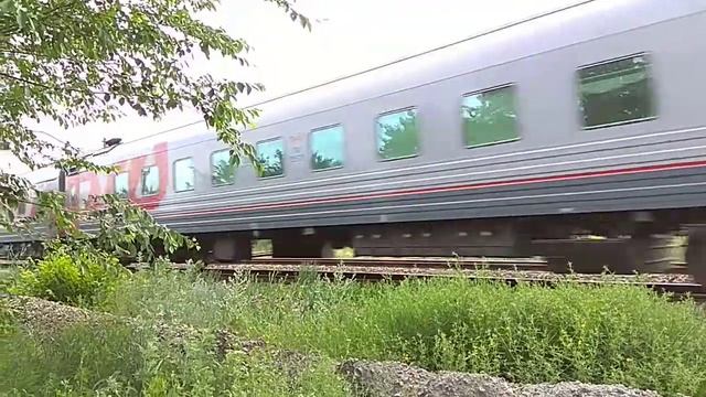 Электровоз ЭП1М - 662 с поездом #541 смотреть онлайн