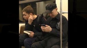 Анатолий Воркутинский в метро / Женщина украла собаку