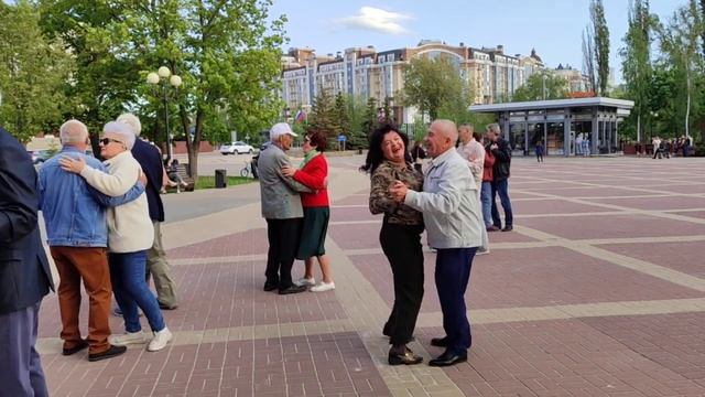 Иволга поёт...... 05.05.24. смотреть онлайн