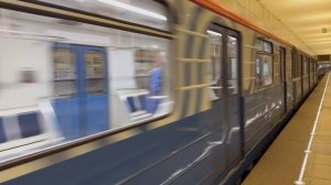 81-717.5М/714.5М Московский транспорт и 81-717.5М/714.5М на станции Селигерская