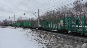 ВЛ10У-044 с грузовым поездом отправляется со станции Александров
