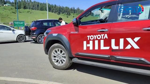 'Live a fuller life': Toyota Hilux unveiled at Gulmarg смотреть онлайн